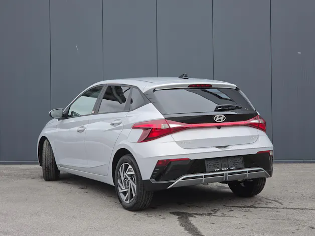 Hyundai i20 1.0 T-GDi Amplia DCT
