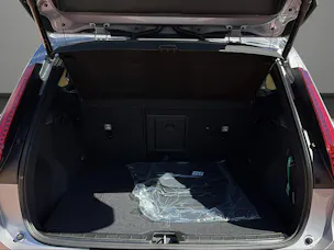 Volvo XC40 B3 Benzin Mild Hybrid Plus Dark DCT