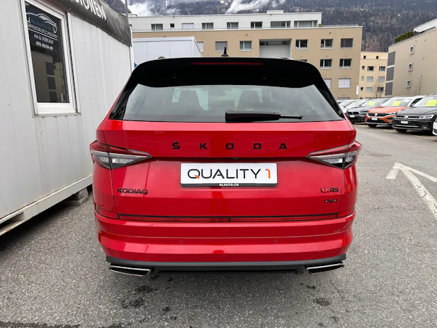 Škoda SKODA Kodiaq RS 4x4 PANORAMA * AHK * CH * 20" ALU* 8 FACH*STANDHEIZUNG*