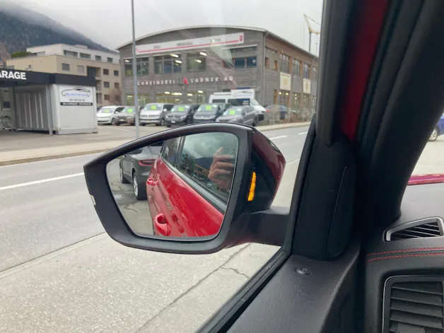 Škoda SKODA Kodiaq RS 4x4 PANORAMA * AHK * CH * 20" ALU* 8 FACH*STANDHEIZUNG*