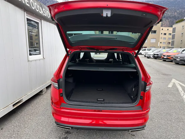 Škoda SKODA Kodiaq RS 4x4 PANORAMA * AHK * CH * 20" ALU* 8 FACH*STANDHEIZUNG*