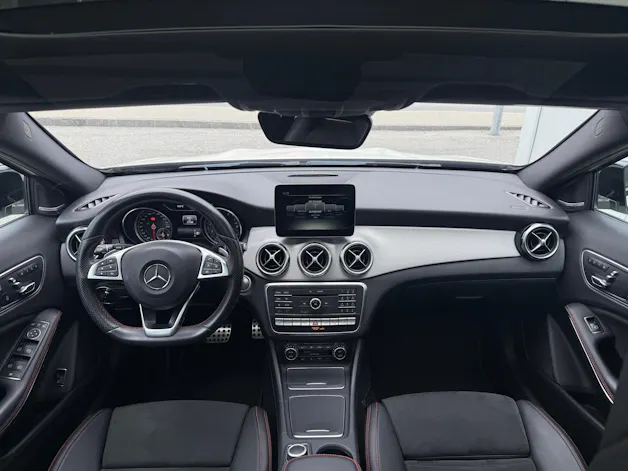 Mercedes-Benz GLA 250 AMG Line 4Matic 7G-DCT *TOPZUSTAND* SEHR GEPFLEGT*