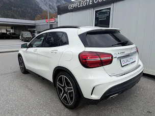 Mercedes-Benz GLA 250 AMG Line 4Matic 7G-DCT *TOPZUSTAND* SEHR GEPFLEGT*