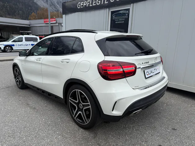 Mercedes-Benz GLA 250 AMG Line 4Matic 7G-DCT *TOPZUSTAND* SEHR GEPFLEGT*