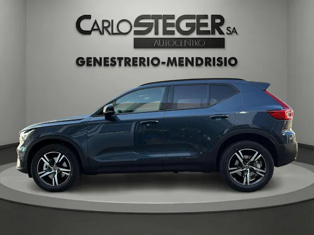 Volvo XC40 B3 Benzin Mild Hybrid Plus Dark DCT