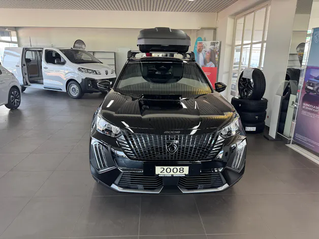 Peugeot 2008 1.2 145 MHEV Allure