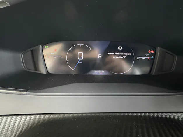 Peugeot 2008 1.2 145 MHEV Allure