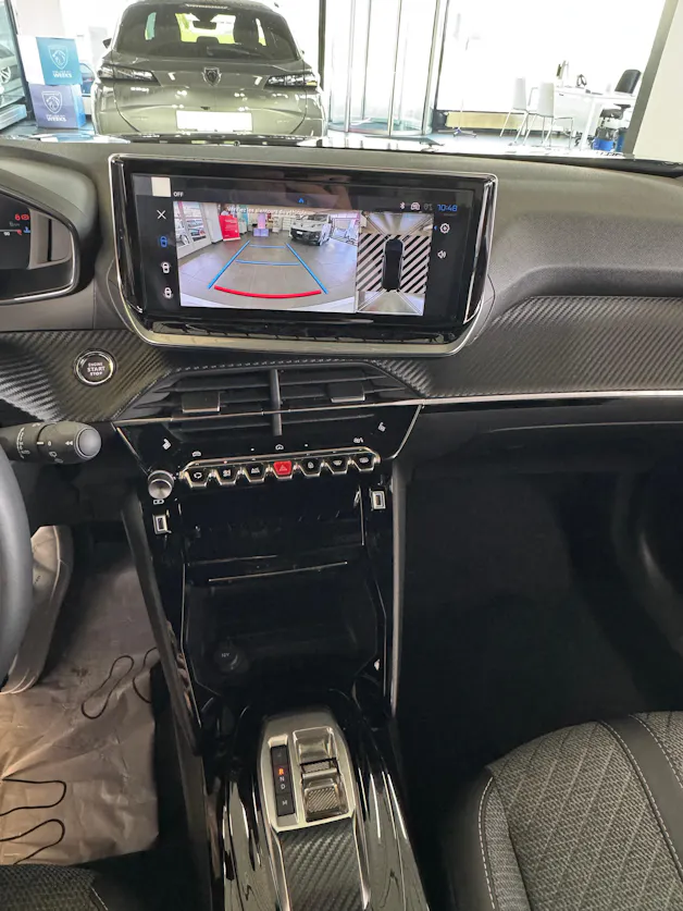 Peugeot 2008 1.2 145 MHEV Allure