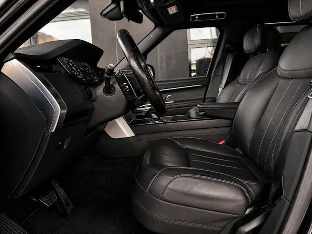 Land Rover Range Rover LWB D350 3.0D I6 MHEV Autobiography
