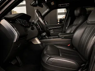 Land Rover Range Rover LWB D350 3.0D I6 MHEV Autobiography