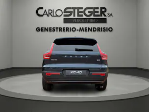 Volvo XC40 B3 Benzin Mild Hybrid Plus Dark DCT
