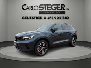 Volvo XC40 B3 Benzin Mild Hybrid Plus Dark DCT