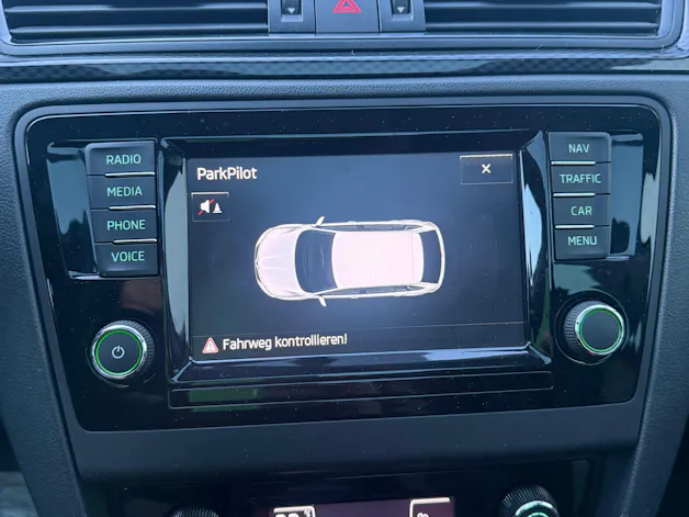 Škoda Rapid Spaceback 1.2 TSI Monte Carlo *PANORAMADACH*DAB*NAVI*BLUETOOTH*MFK FRISCH*
