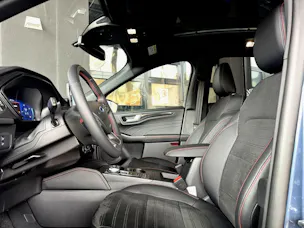 Ford 2.5 PHEV ST LINE X2WD