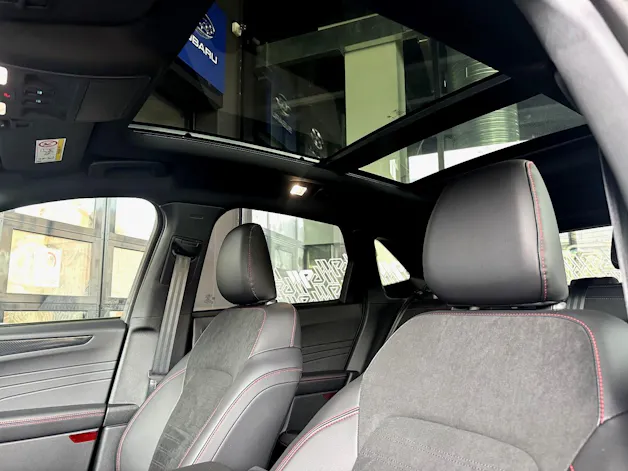 Ford 2.5 PHEV ST LINE X2WD