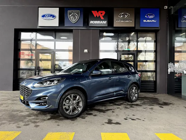 Ford 2.5 PHEV ST LINE X2WD