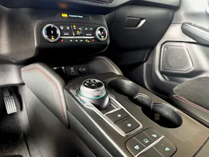 Ford 2.5 PHEV ST LINE X2WD