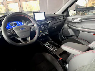 Ford 2.5 PHEV ST LINE X2WD