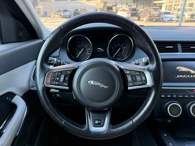 Jaguar E-Pace 2.0 P250 S AWD Automatik *4x4* AUTOMAT* KLIMA*