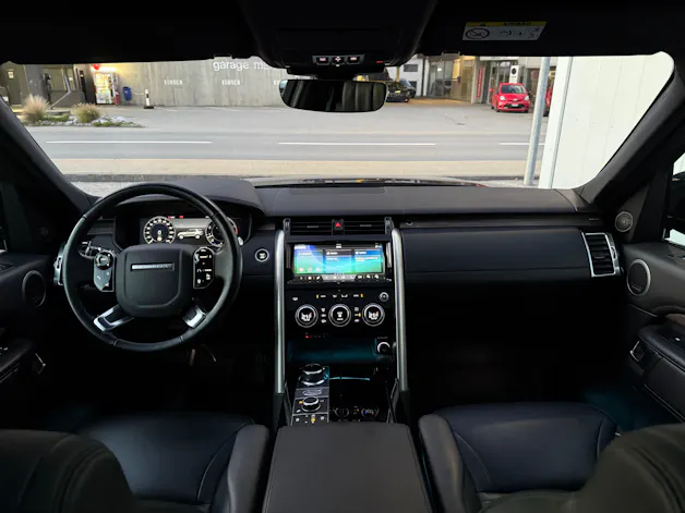Land Rover Discovery 2.0 Si4 HSE Automatic 7 PLàTZER