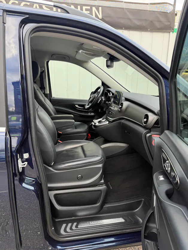 Mercedes-Benz V 250 d Avantgarde lang 7G-Tronic * 6 PLÄTZER * LEDER* 360 GRAD KAMERA * AHK