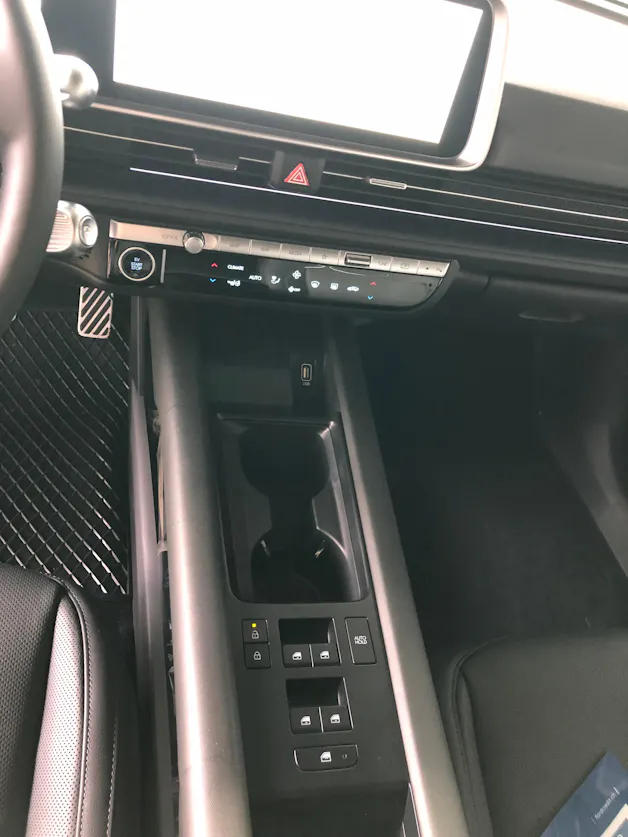 Hyundai Ioniq 6 77kWh Launch Edition 4WD