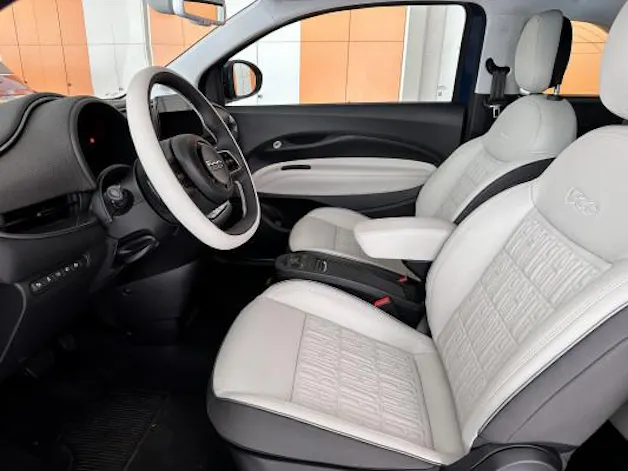 Fiat 500 el 87 kW La Prima