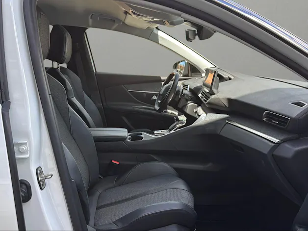 Peugeot 3008 225e Hybrid2 Allure Pack EAT8