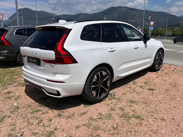 Volvo XC60 T6 eAWD PluginHybrid Plus Dark Geartronic