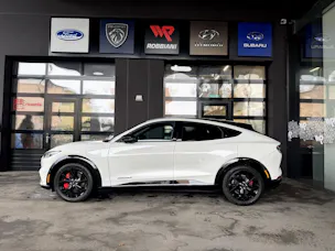 Ford Mustang MACH-E Premium AWD 99 kWh