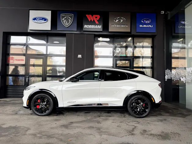 Ford Mustang MACH-E Premium AWD 99 kWh