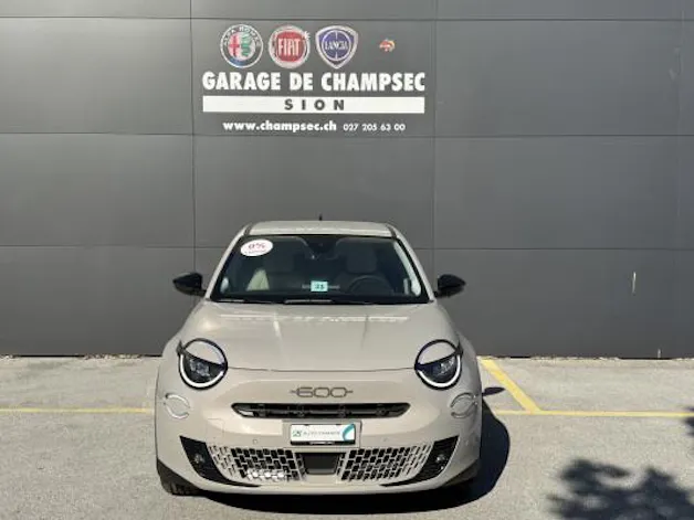 Fiat 600h MildHybrid La Prima