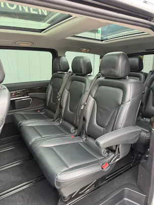 Mercedes-Benz V 250 d Avantgarde lang 4Matic 7G-Tronic * 8 PLÄTZE*PANORMA*AHK*LEDER*4X4