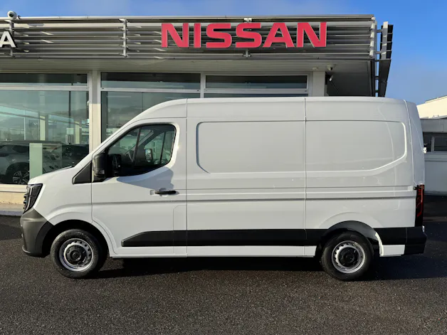 Nissan Interstar dCi 150 3.5 L2H2 Acenta