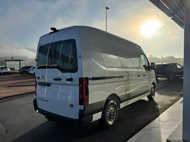 Nissan Interstar dCi 150 3.5 L2H2 Acenta