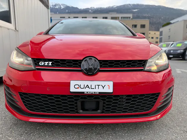 VW Golf 2.0 TSI GTI DSG *FRISCH AB MFK* ALU* XENON*DOTZ 19" ALU*