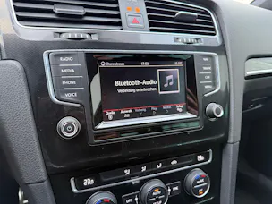 VW Golf 2.0 TSI GTI DSG *FRISCH AB MFK* ALU* XENON*DOTZ 19" ALU*