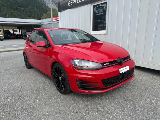VW Golf 2.0 TSI GTI DSG *FRISCH AB MFK* ALU* XENON*8-FACH ALU*