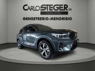 Volvo XC40 B3 Benzin Mild Hybrid Plus Dark DCT