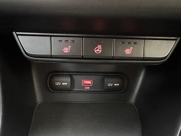 Kia Sportage 1.6CRDi Mild Hybrid Style 4WD Automat *TOPZUSTAND*