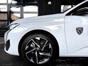 Peugeot 308 SW 1.6 PHEV 180 Allure