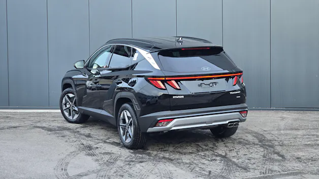Hyundai Tucson 1.6 48V Amplia 4WD