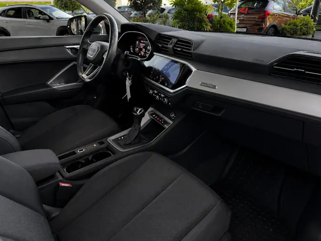 Audi Q3 40 TFSI S line quattro S-tronic