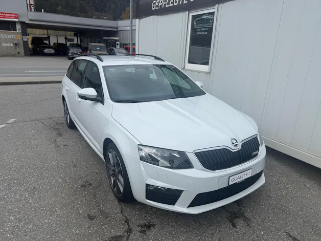 Škoda Octavia Combi 2.0 TSI RS DSG