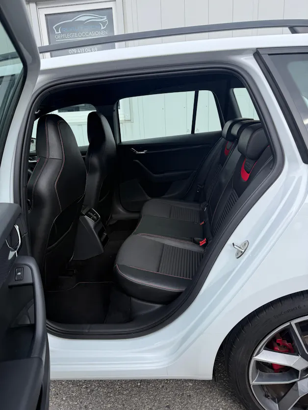 Škoda Octavia Combi 2.0 TSI RS DSG