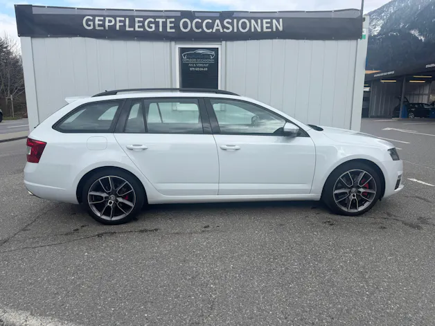 Škoda Octavia Combi 2.0 TSI RS DSG