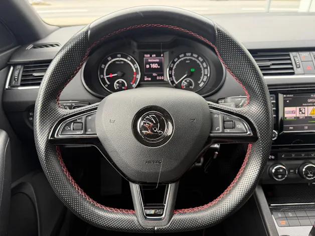Škoda Octavia Combi 2.0 TSI RS DSG