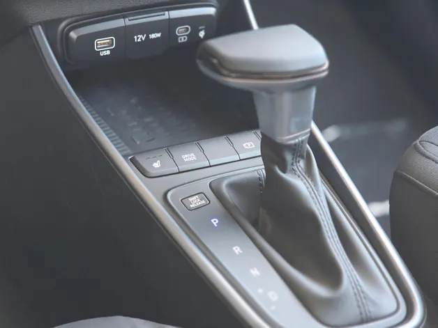 Hyundai Bayon 1.0 T-GDi AmpliaDCT