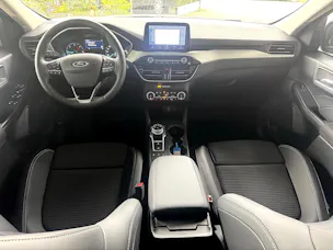 Ford Kuga 2.0 TDCi EcoBlue Cool & Connect 4WD
