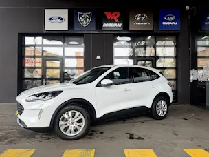 Ford Kuga 2.0 TDCi EcoBlue Cool & Connect 4WD